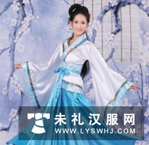 图文介绍 如何穿汉服 曲裾怎么穿