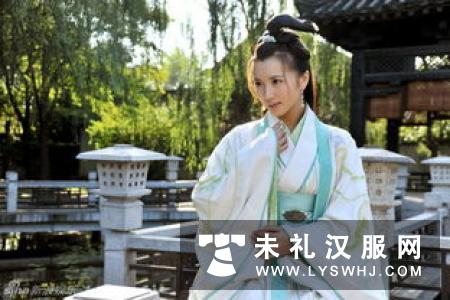 汉服受其他民族服饰影响，就真的没有改变过吗？