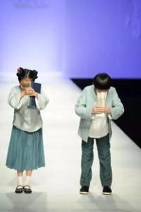 汉服受其他民族服饰影响，就真的没有改变过吗？