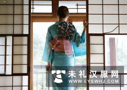 唐代女性汉服最为开放，究其原因是什么？