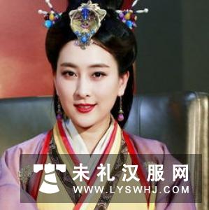 适合夏天的汉服发型,很日常,简单大方