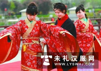 日本汉服会举办新春雅集活动 逾百名汉服爱好者参加