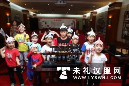 “六一”儿童节汉服文化体验活动在武汉博物馆举行
