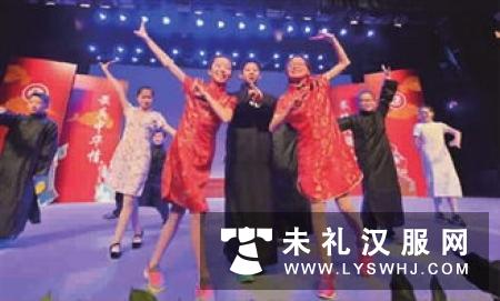 汉服少年在“飞花令”中学习传统文化