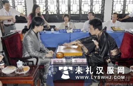 对弈古滇国 200名汉服学子点燃围棋激情