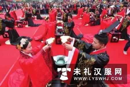 第二届湖南汉式集体结婚大典在长举行 31对新人穿汉服结婚