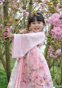 钟管镇青创明星沈燕:把对汉服的热爱经营成事业 钟管镇青创明星沈燕:把对汉服的热爱经营成事业