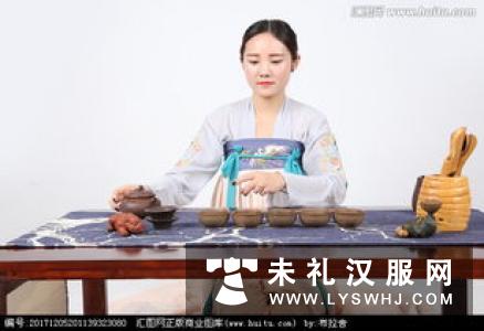 15萌童穿汉服学茶艺表孝道